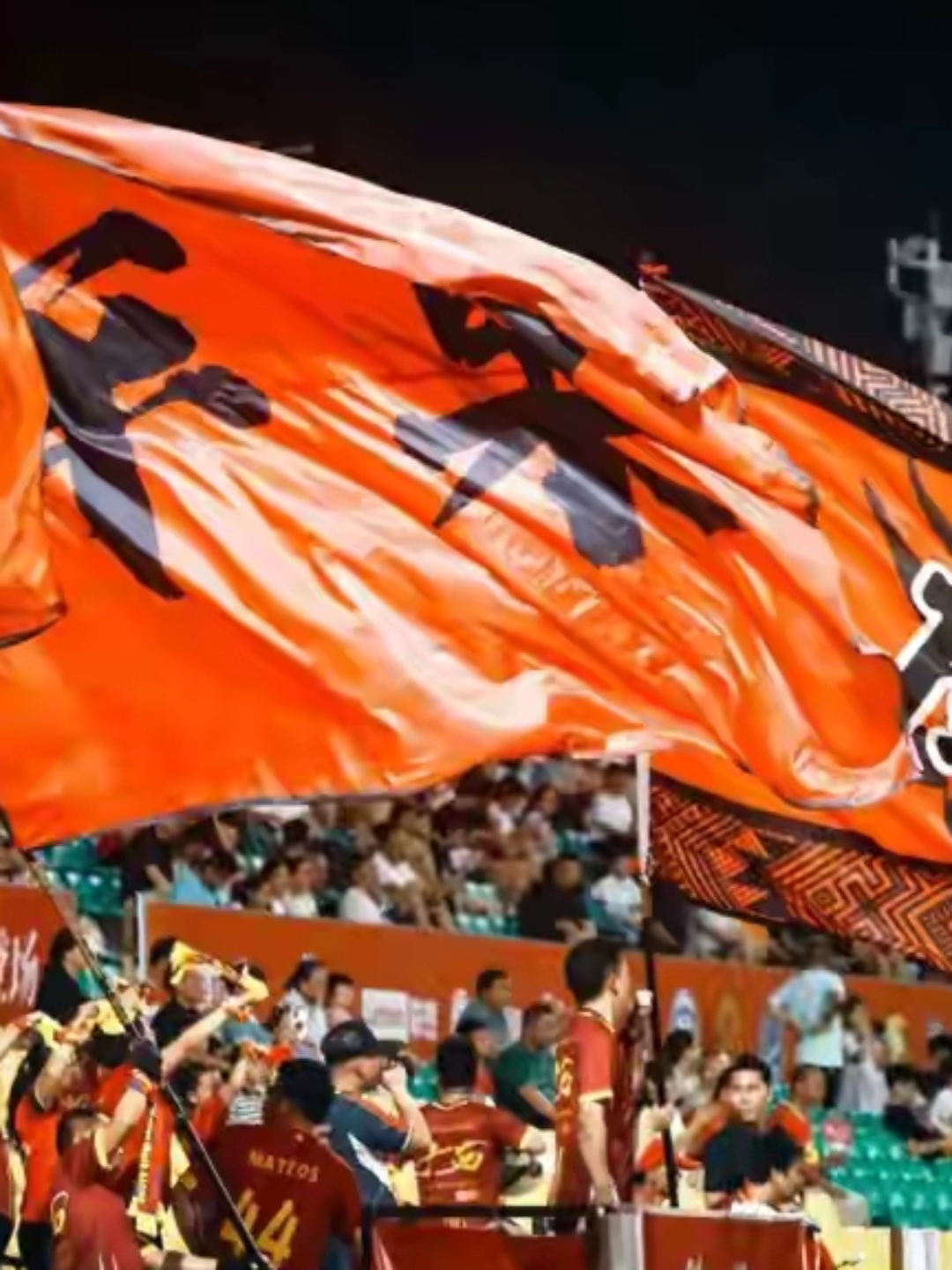 关于加时末段突围战来临，法兰克福围绕中超迎来里程碑，气氛紧张，球队文化再被提及的信息